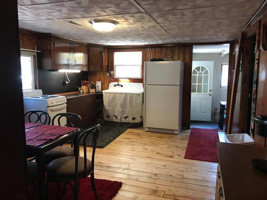Royce'S Outpost Rustic Cabin Nearby Trails Mio Exteriör bild